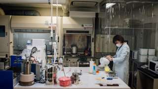 _88733423_976x_dsc3929