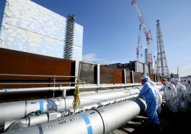 Pipes for underground frozen wall feb 2016.jpg